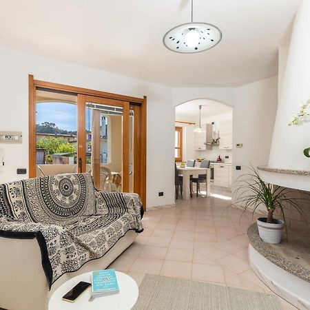 Apartamento Casa A Due Passi Dal Mare Àrbatax Exterior foto