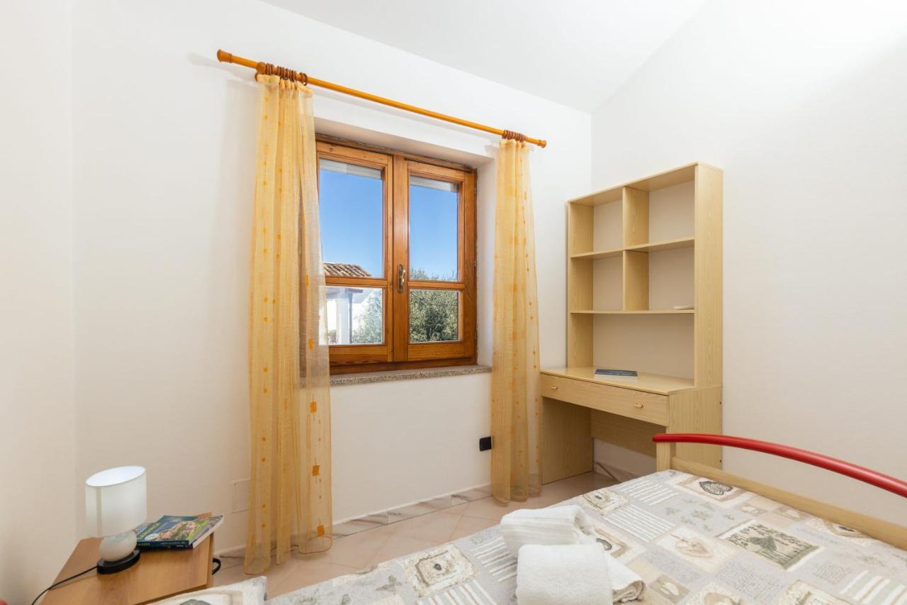Apartamento Casa A Due Passi Dal Mare Àrbatax Exterior foto